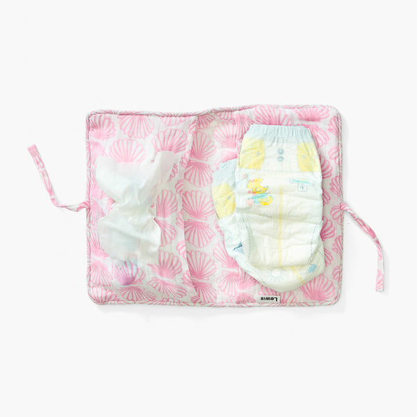 Wipes + Diaper Case - Scallop | Lilac